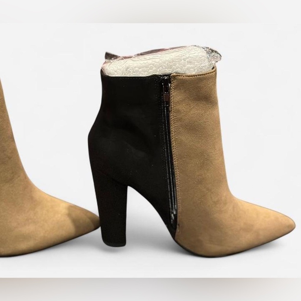 Two-Tone Tan and Black Ankle Boots - Never Worn - Size: 8.5